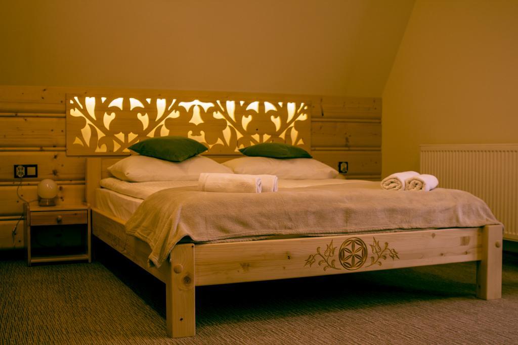 Willa Goralskie Klimaty Bukowina Tatrzanska Room photo